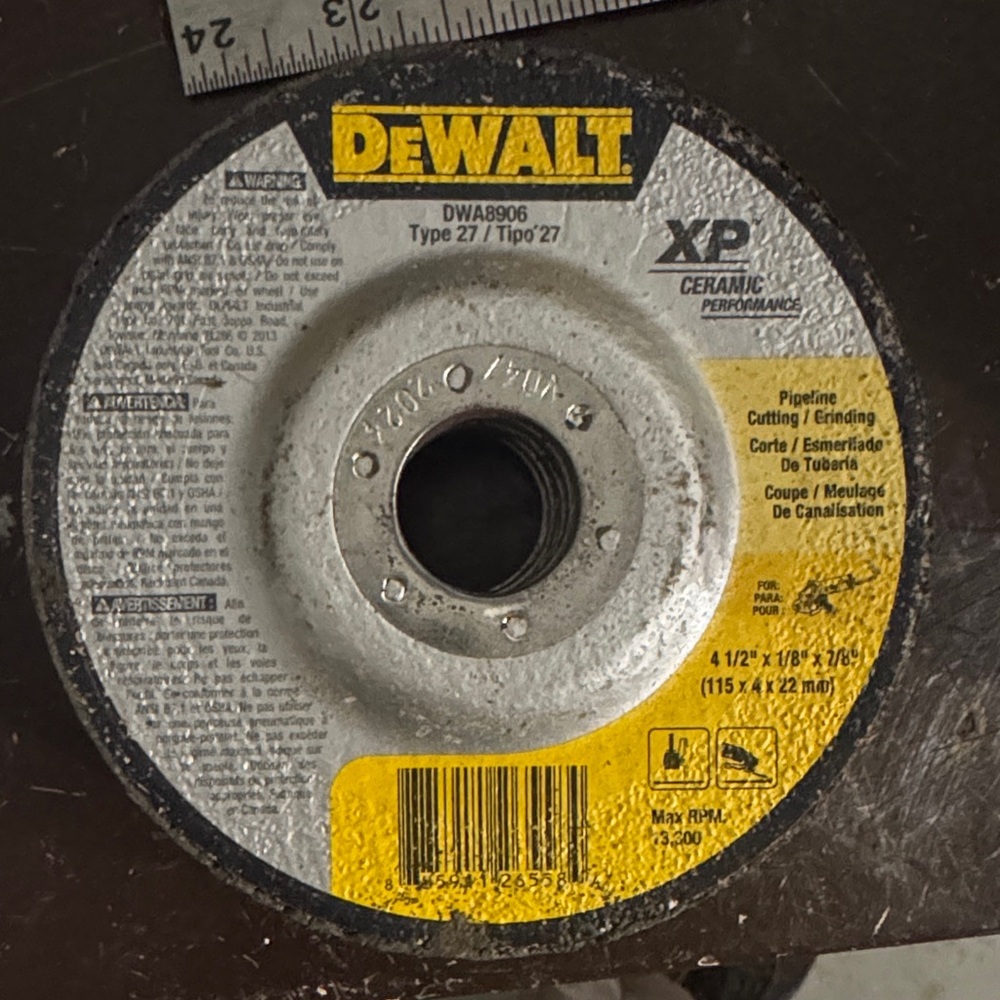 5 DeWalt XP Ceramic Grinding and Cutting Wheels DWAA8906 4 ½”